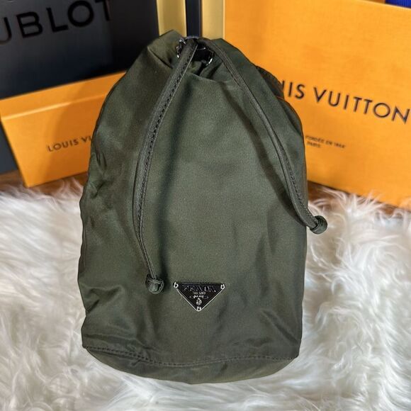 Authentic Prada Cinch bag/pouch - Picture 1 of 9